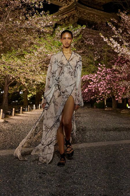 © Ufficio stampa  | Dior Fall 2025: i best look della sfilata a Kyoto